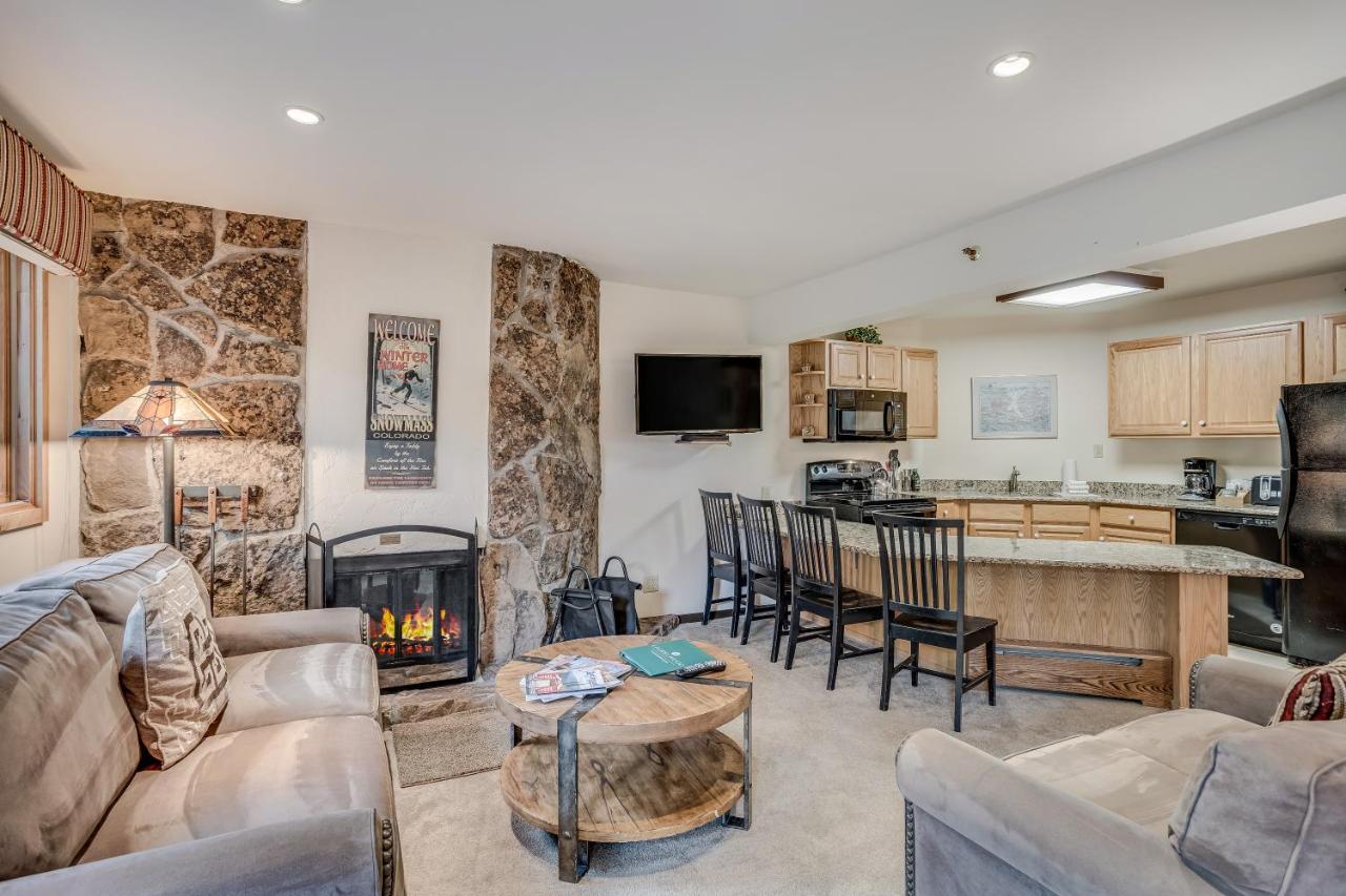 Laurelwood Condominiums 307 斯诺马斯村 外观 照片